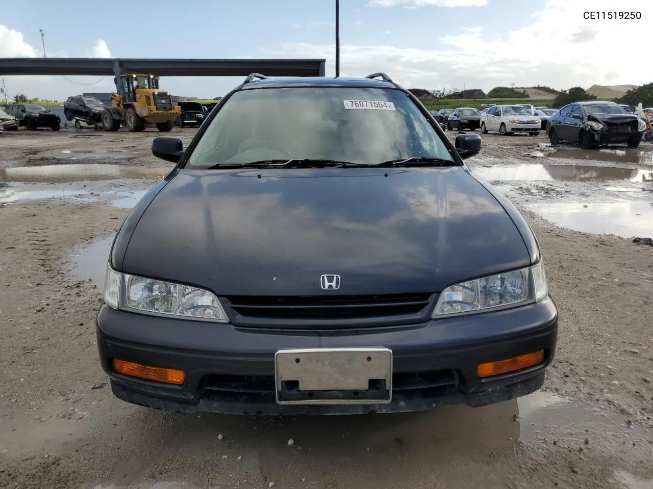 1995 Honda Acd Wgn Ex VIN: CE11519250 Lot: 76071564