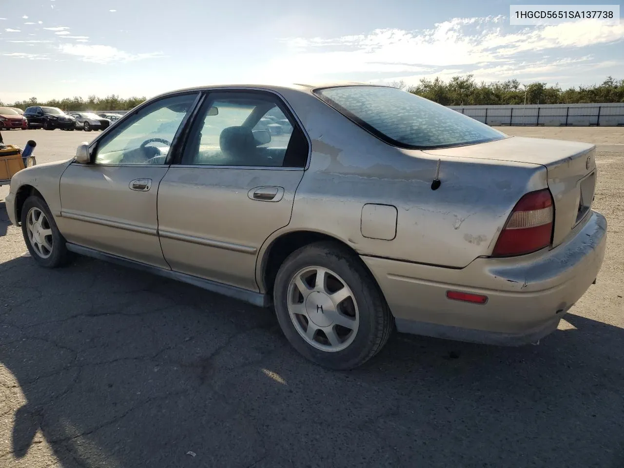 1995 Honda Accord Ex VIN: 1HGCD5651SA137738 Lot: 77867994