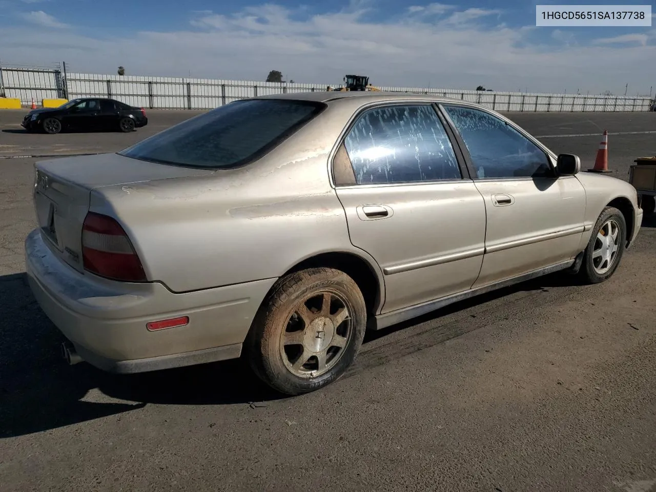 1995 Honda Accord Ex VIN: 1HGCD5651SA137738 Lot: 77867994