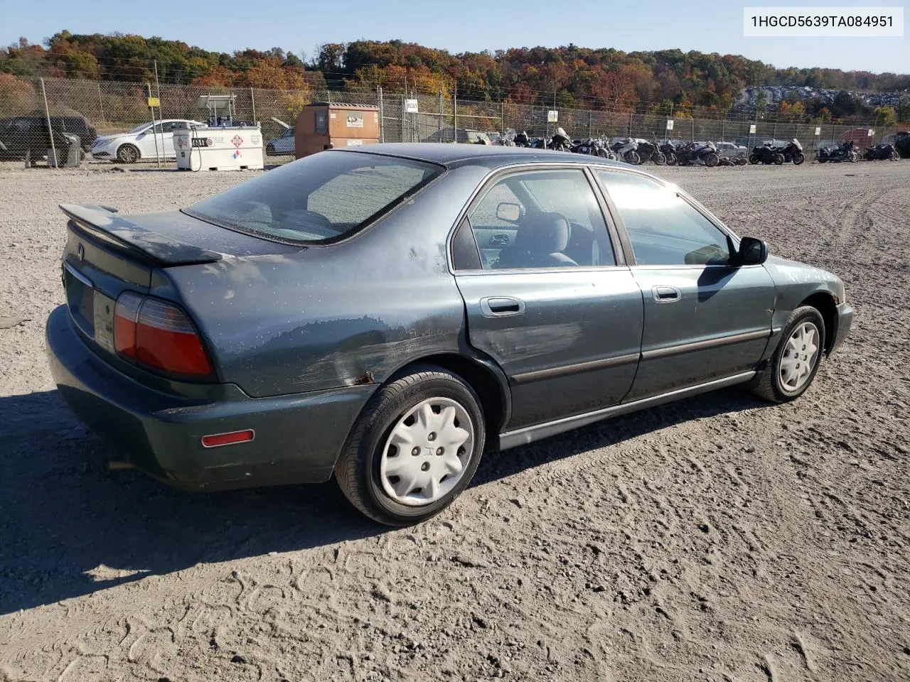 1996 Honda Accord Lx VIN: 1HGCD5639TA084951 Lot: 75003174