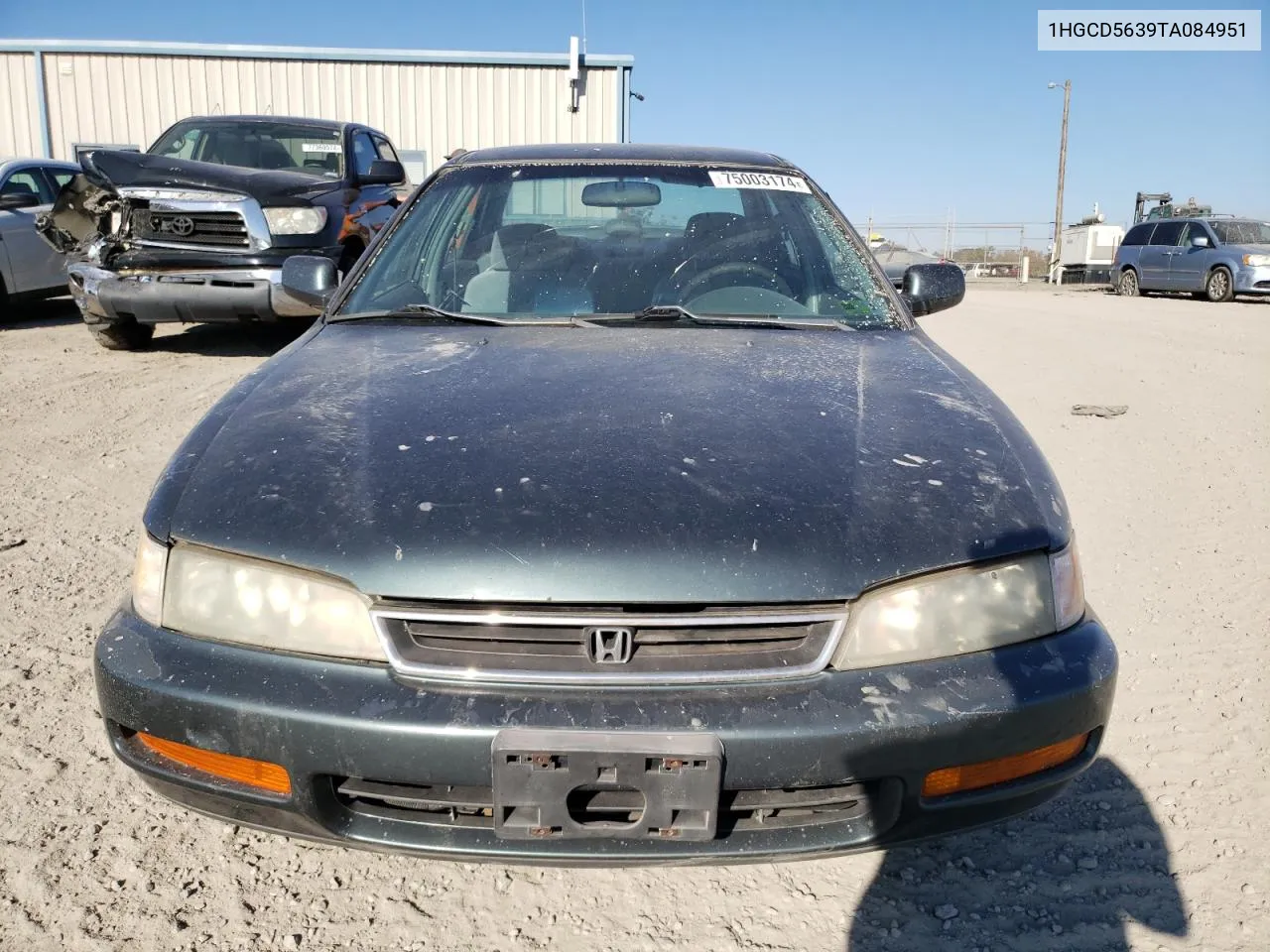 1996 Honda Accord Lx VIN: 1HGCD5639TA084951 Lot: 75003174