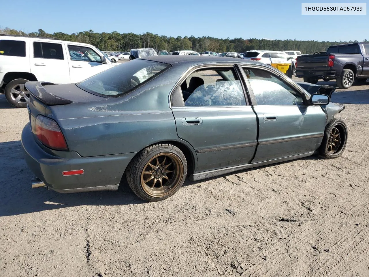 1996 Honda Accord Lx VIN: 1HGCD5630TA067939 Lot: 76615754