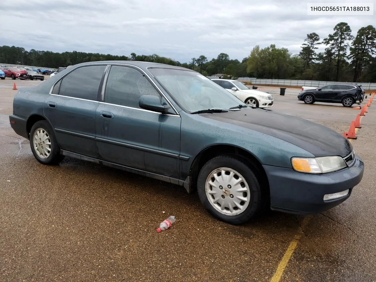 1996 Honda Accord Ex VIN: 1HGCD5651TA188013 Lot: 79533564