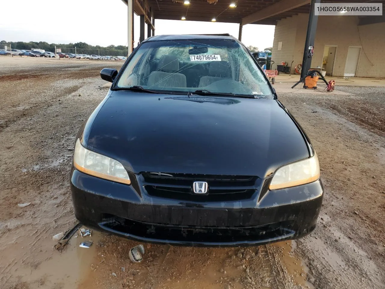 1998 Honda Accord Ex VIN: 1HGCG5658WA003354 Lot: 74075654