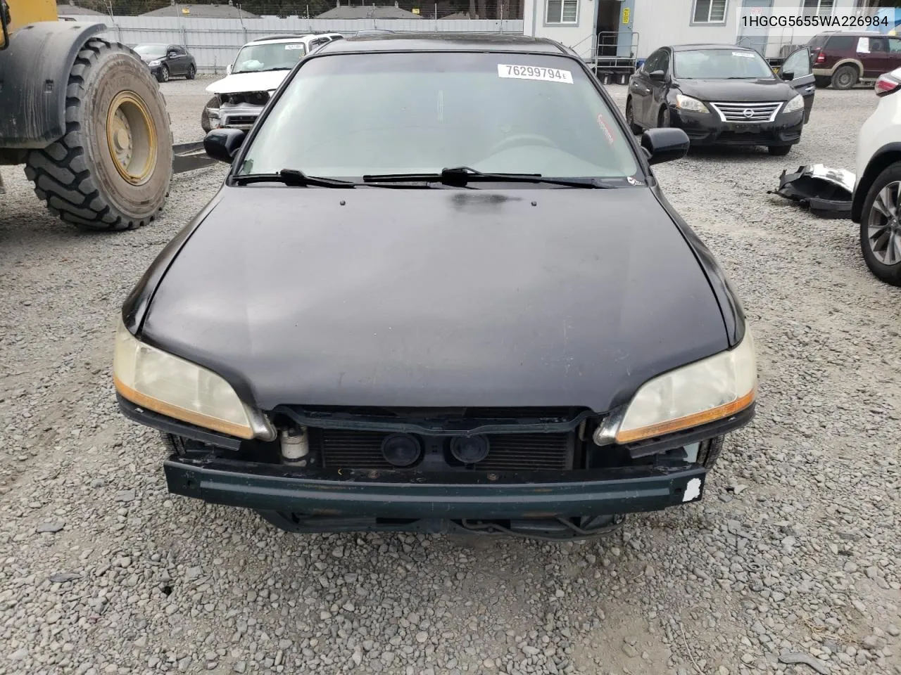 1998 Honda Accord Ex VIN: 1HGCG5655WA226984 Lot: 76299794