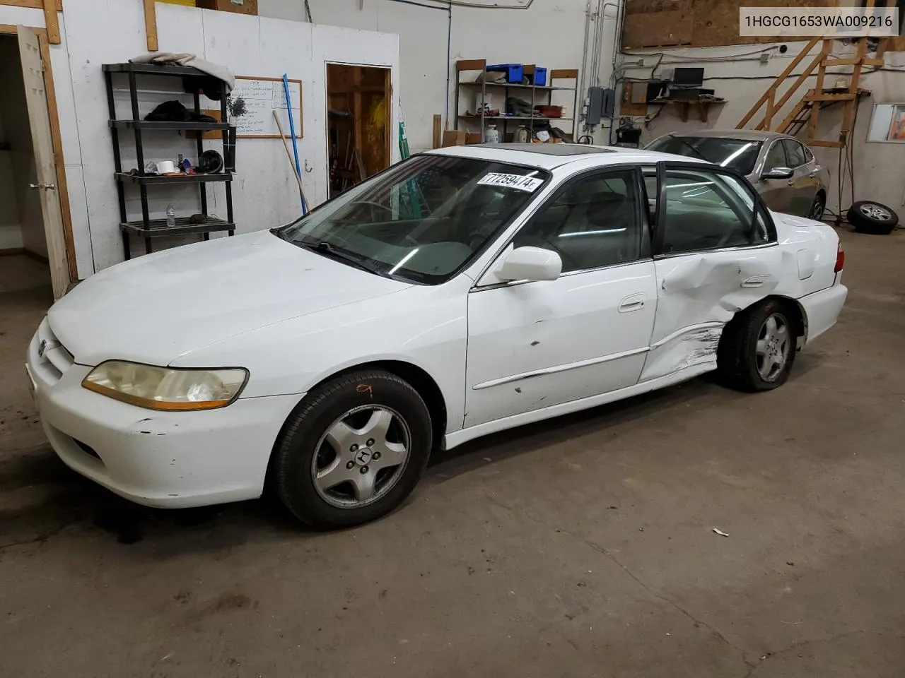 1HGCG1653WA009216 1998 Honda Accord Ex