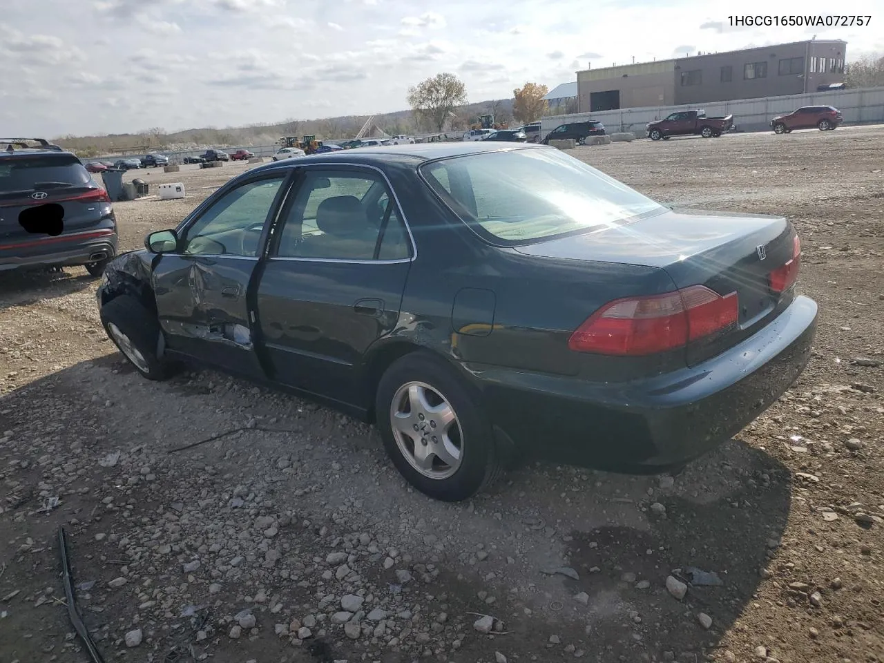 1998 Honda Accord Ex VIN: 1HGCG1650WA072757 Lot: 78200474