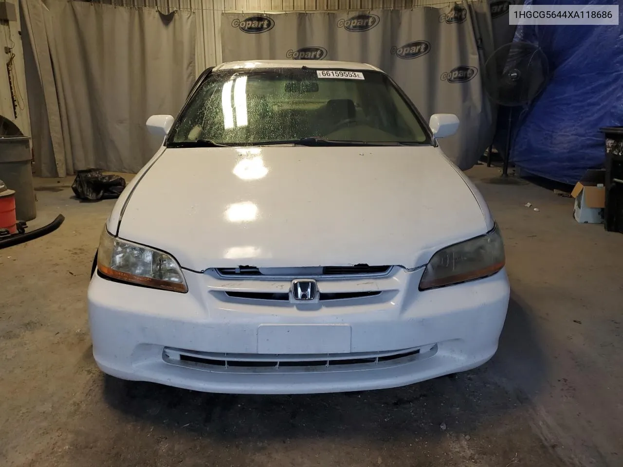 1HGCG5644XA118686 1999 Honda Accord Lx