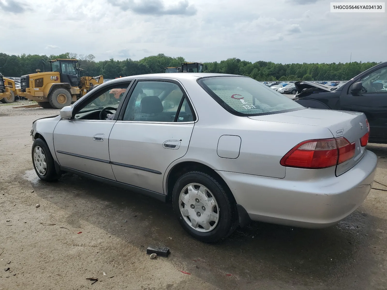 1HGCG5646YA034130 2000 Honda Accord Lx