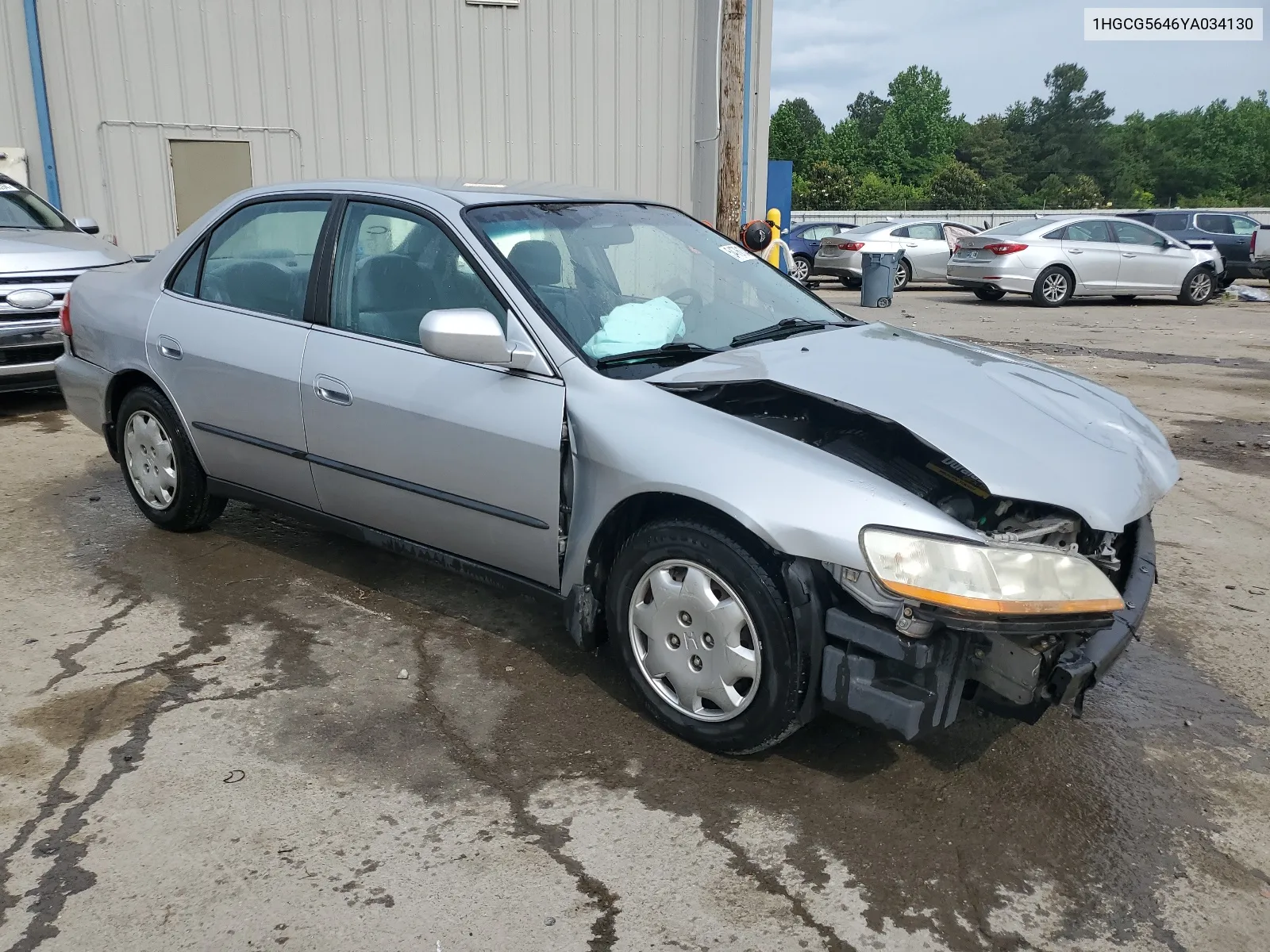 1HGCG5646YA034130 2000 Honda Accord Lx