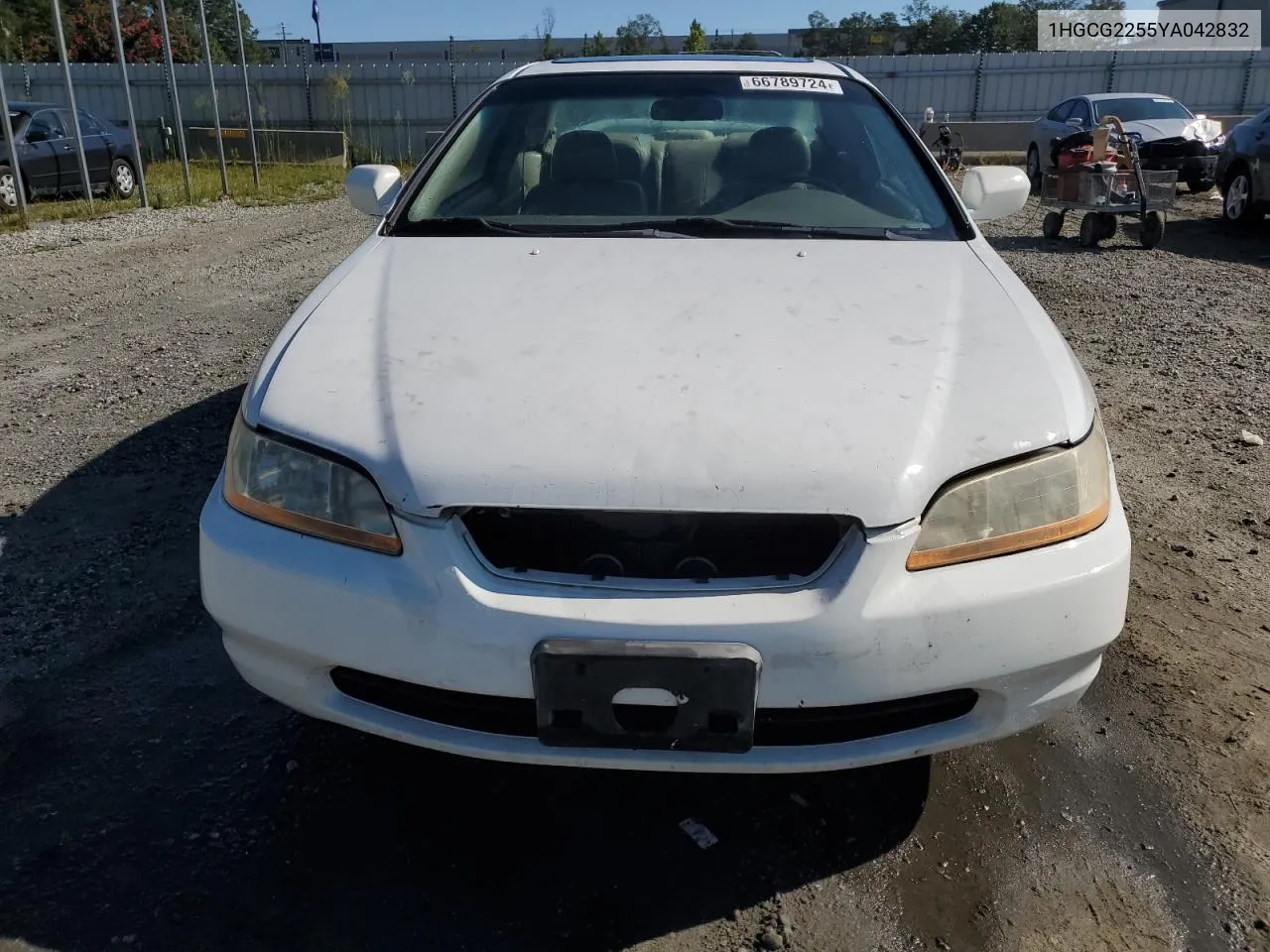 2000 Honda Accord Ex VIN: 1HGCG2255YA042832 Lot: 66789724