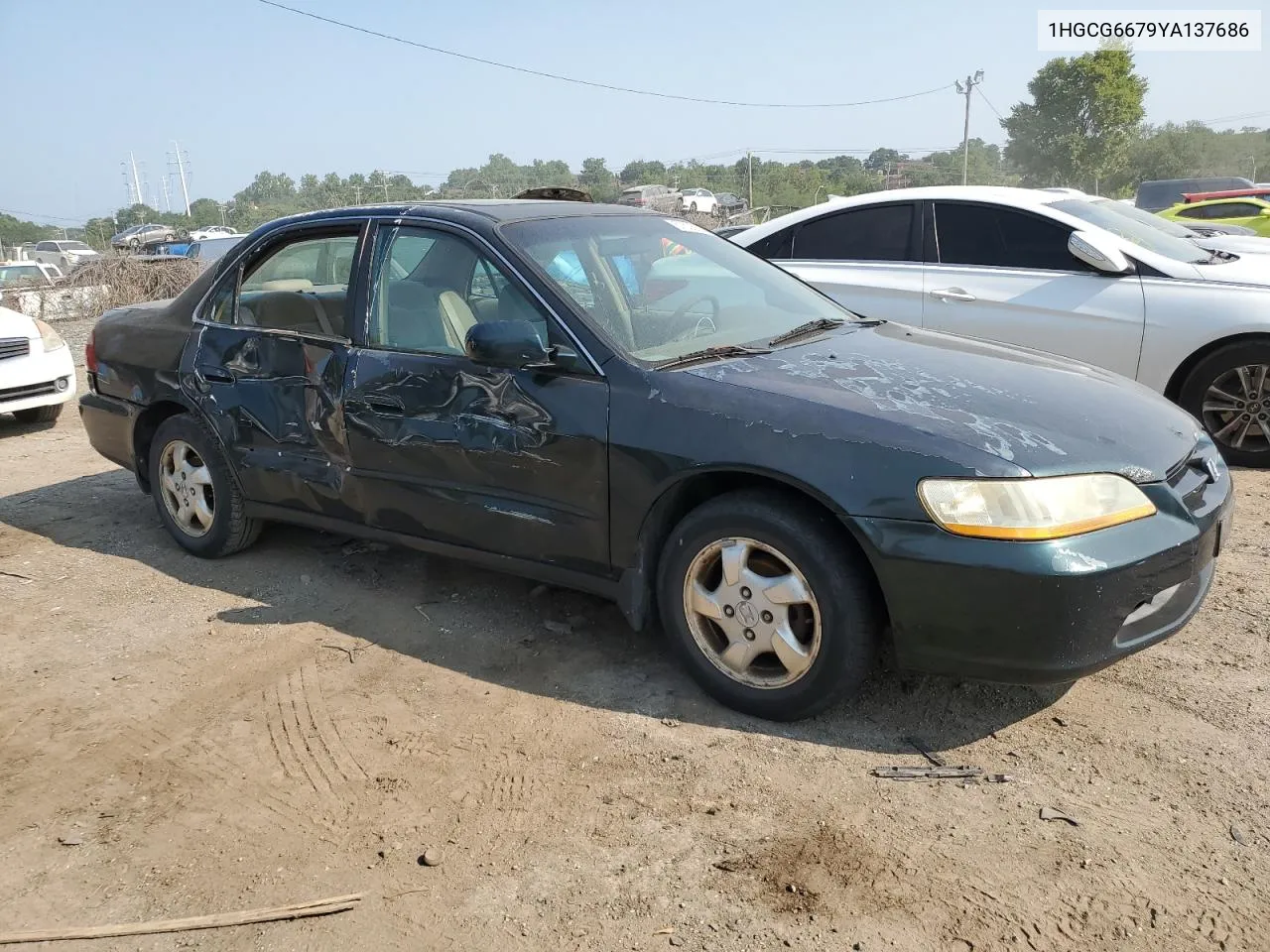 2000 Honda Accord Ex VIN: 1HGCG6679YA137686 Lot: 67505654