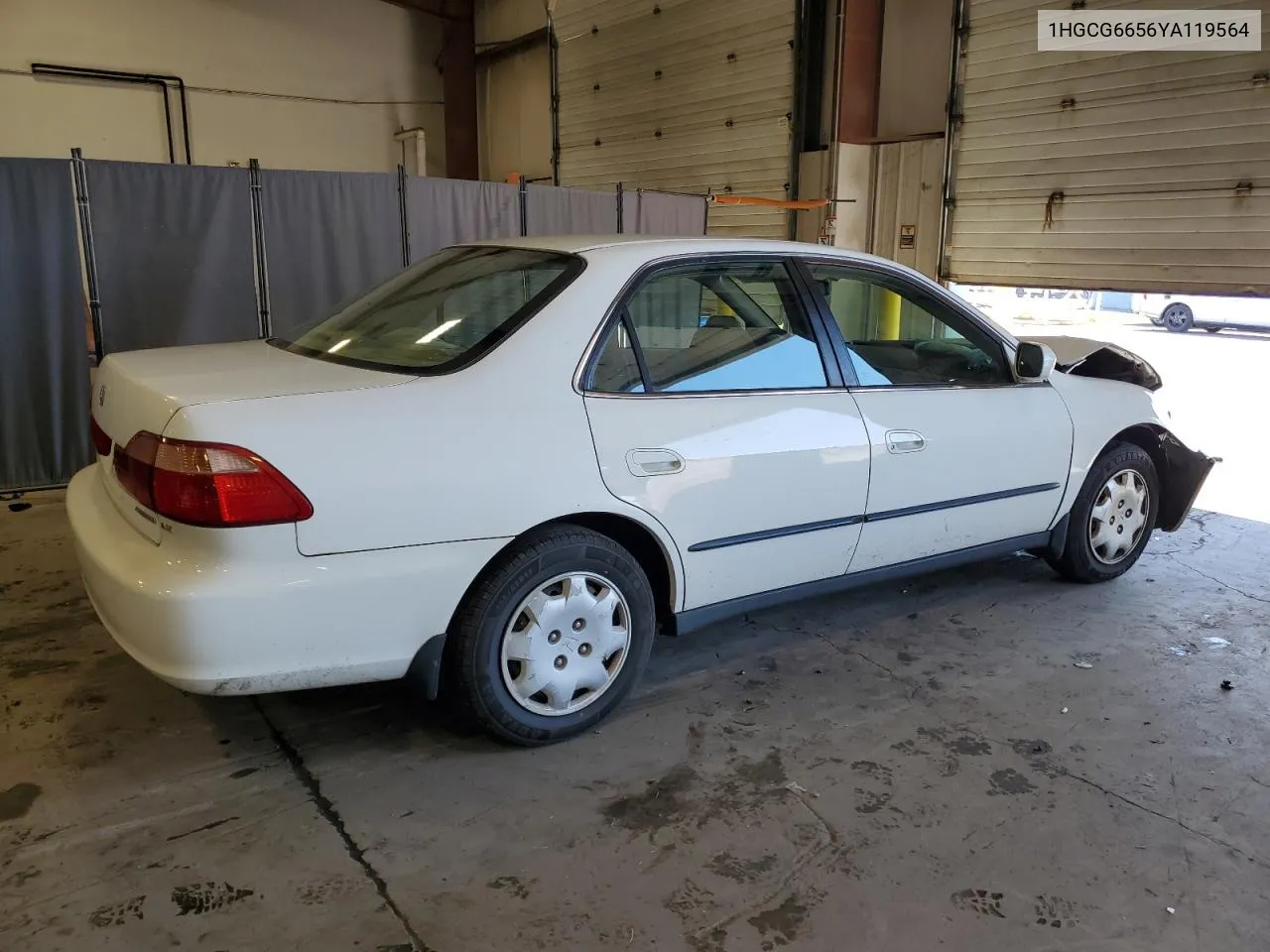 2000 Honda Accord Lx VIN: 1HGCG6656YA119564 Lot: 71055374