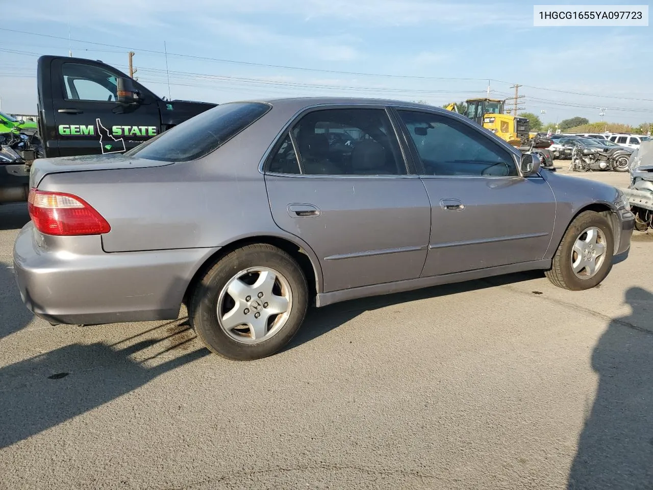 2000 Honda Accord Ex VIN: 1HGCG1655YA097723 Lot: 71487784