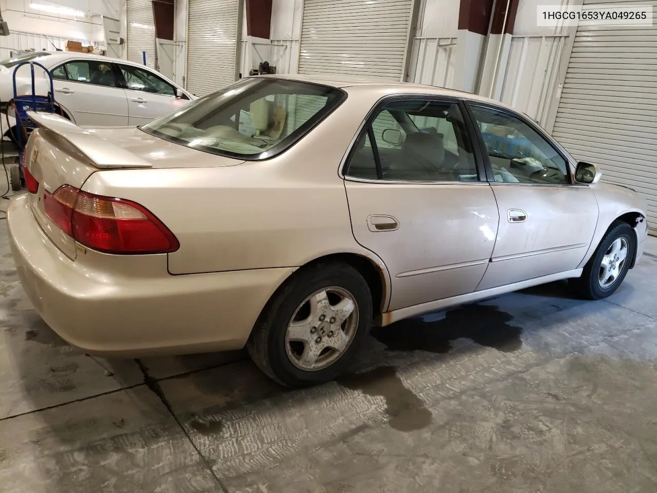 1HGCG1653YA049265 2000 Honda Accord Ex