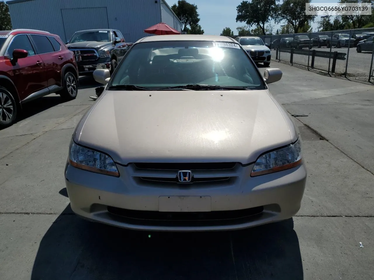 3HGCG6656YG703139 2000 Honda Accord Lx