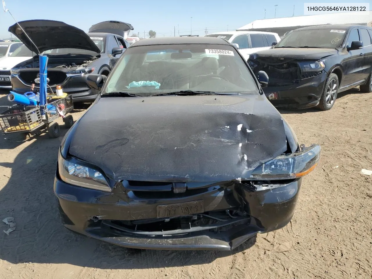 1HGCG5646YA128122 2000 Honda Accord Lx