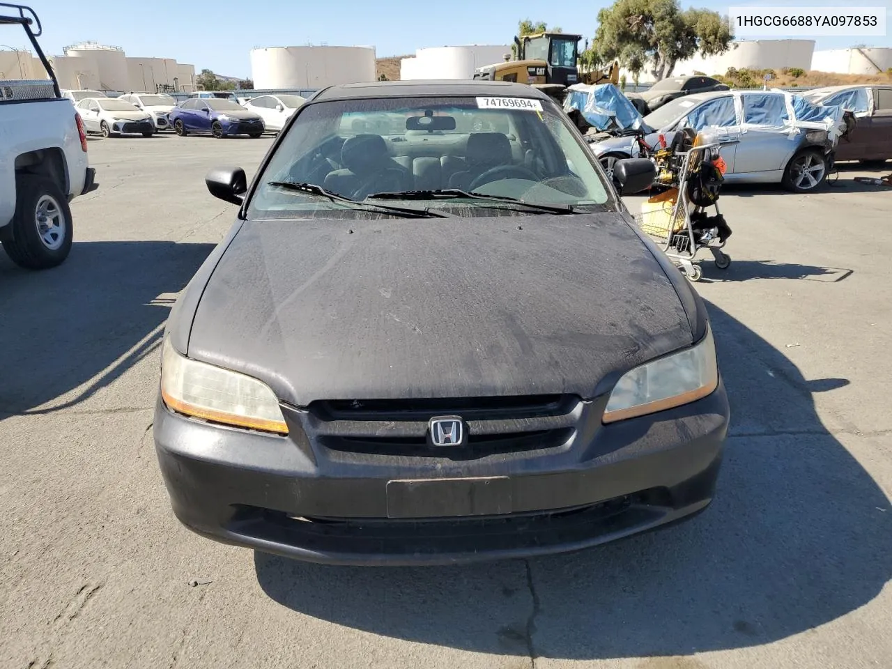 2000 Honda Accord Ex VIN: 1HGCG6688YA097853 Lot: 74769694