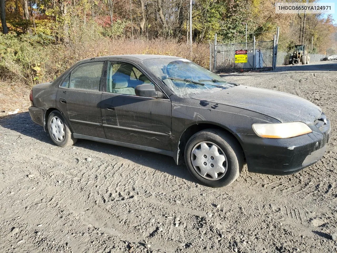 2000 Honda Accord Lx VIN: 1HGCG6650YA124971 Lot: 76683424