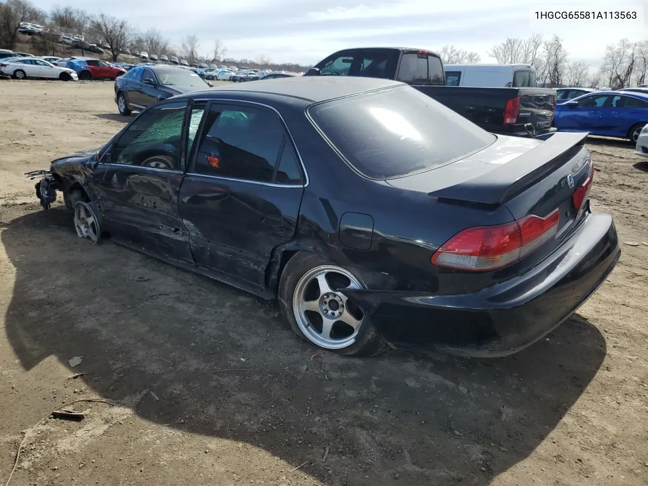 1HGCG65581A113563 2001 Honda Accord Lx