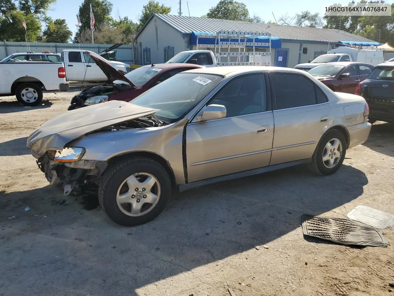 2001 Honda Accord Lx VIN: 1HGCG164X1A076847 Lot: 73748144