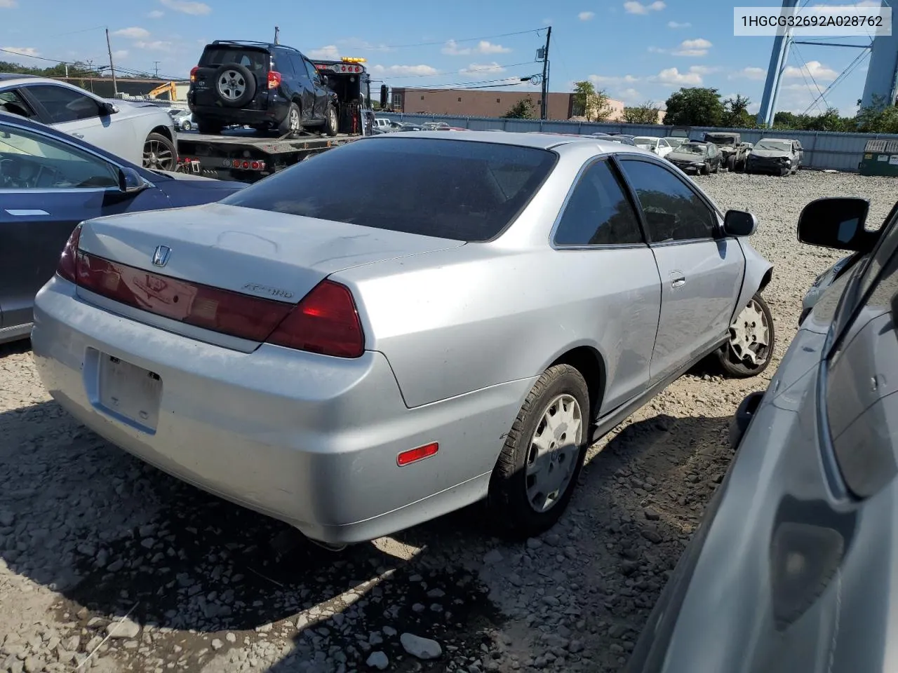 2002 Honda Accord Lx VIN: 1HGCG32692A028762 Lot: 70982144