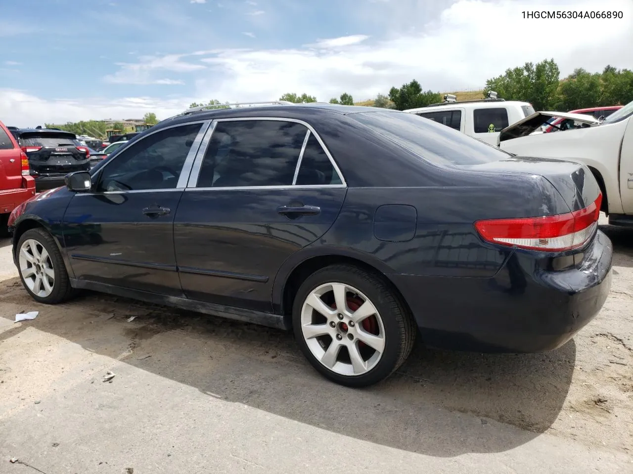 2004 Honda Accord Lx VIN: 1HGCM56304A066890 Lot: 67176664