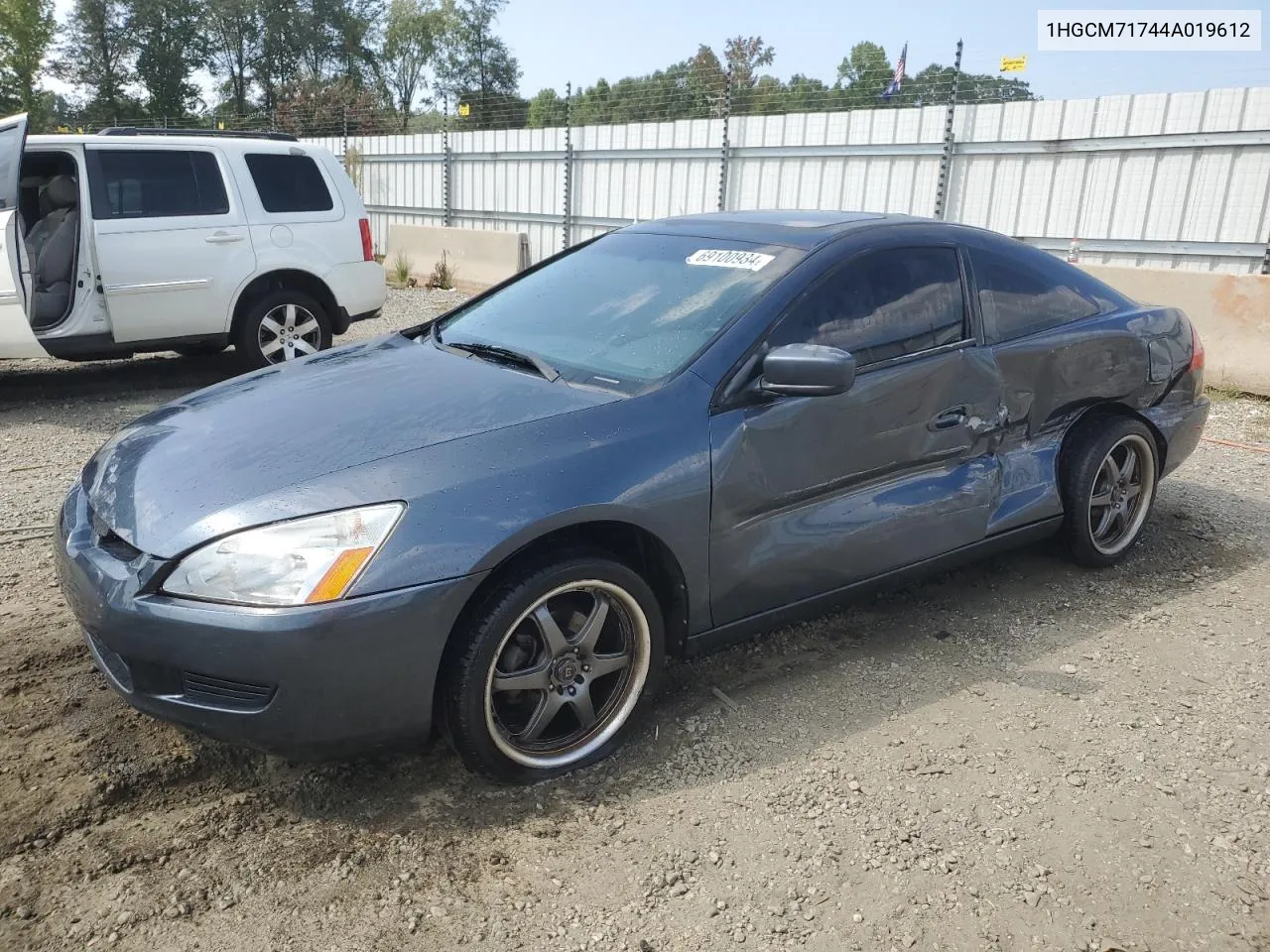 1HGCM71744A019612 2004 Honda Accord Ex