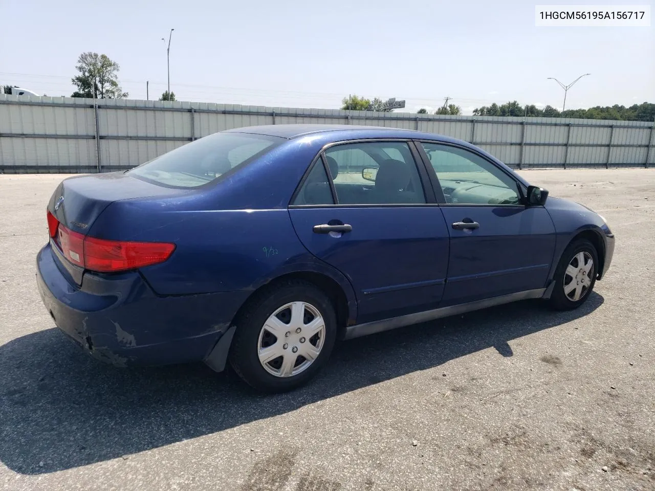 2005 Honda Accord Dx VIN: 1HGCM56195A156717 Lot: 68999194