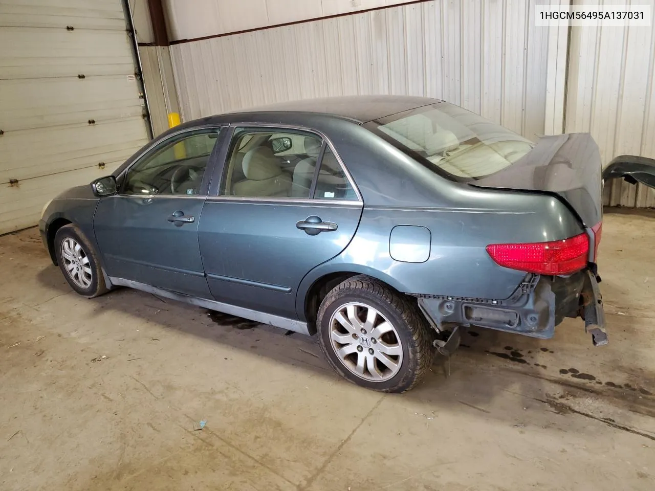 1HGCM56495A137031 2005 Honda Accord Lx