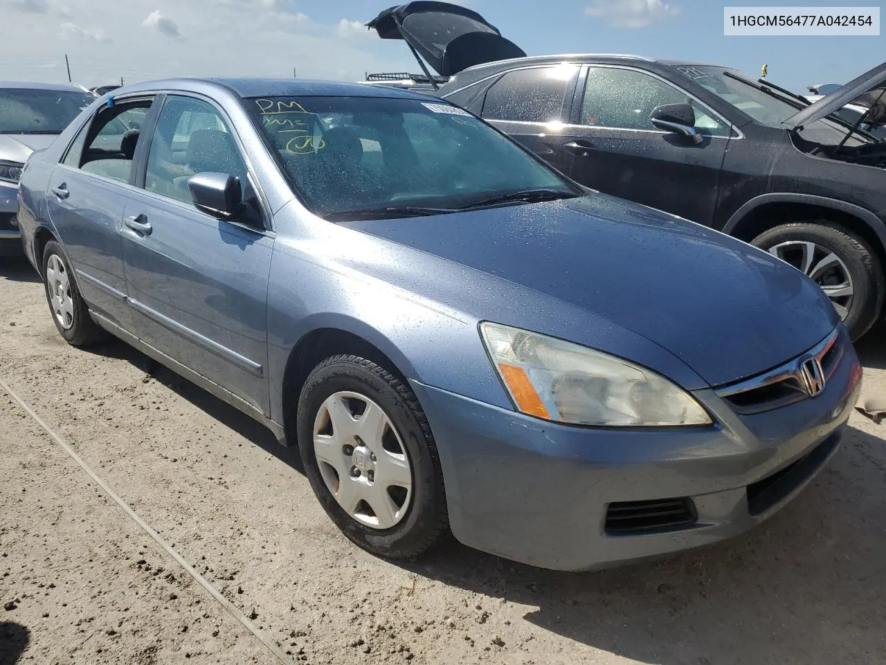 2007 Honda Accord Lx VIN: 1HGCM56477A042454 Lot: 75084804