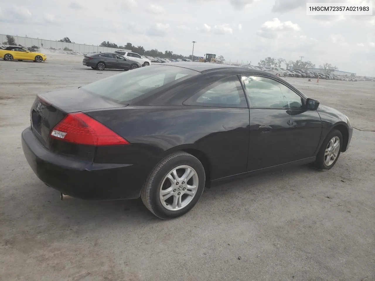 1HGCM72357A021983 2007 Honda Accord Lx