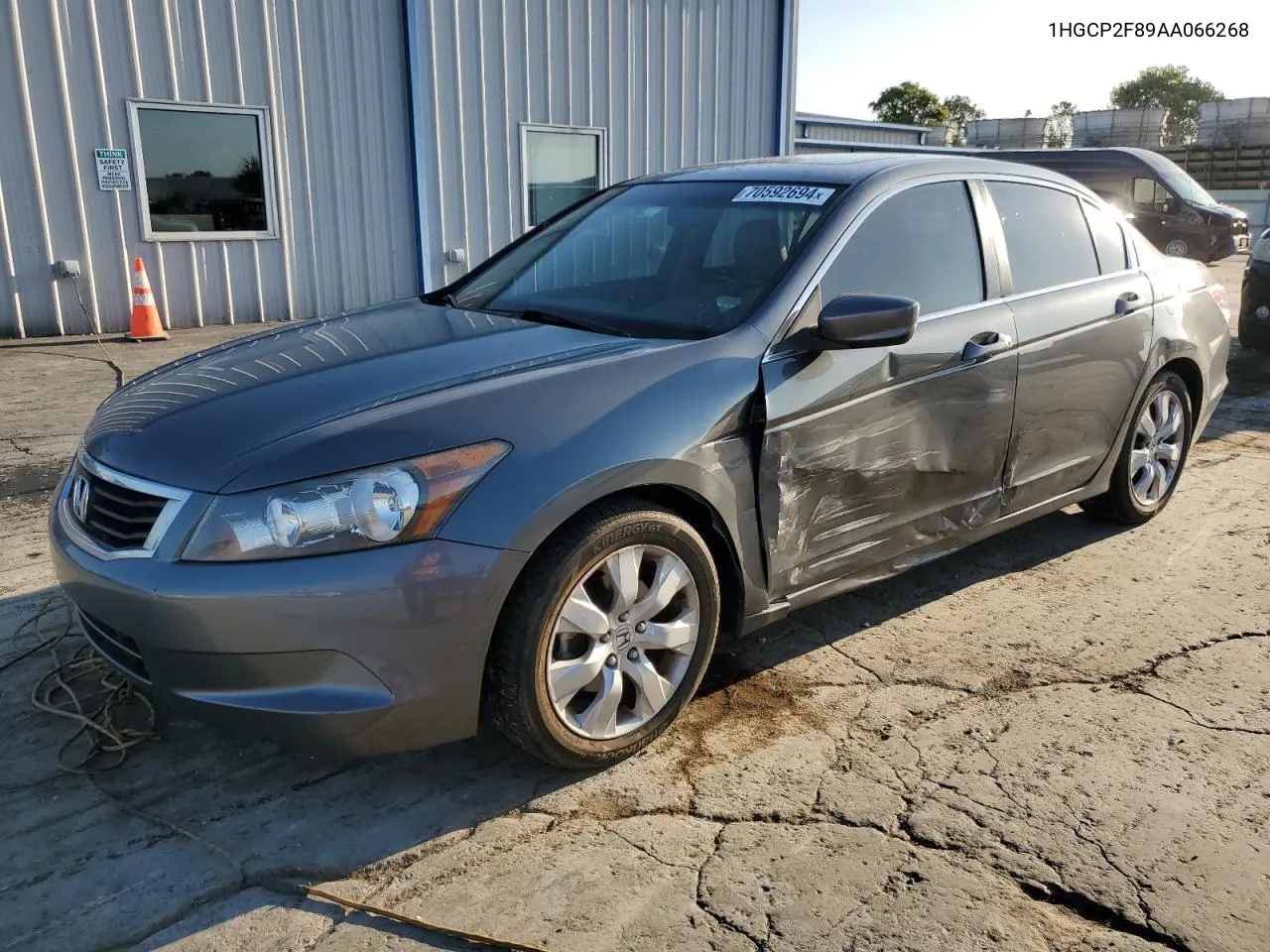 2010 Honda Accord Exl VIN: 1HGCP2F89AA066268 Lot: 70592694