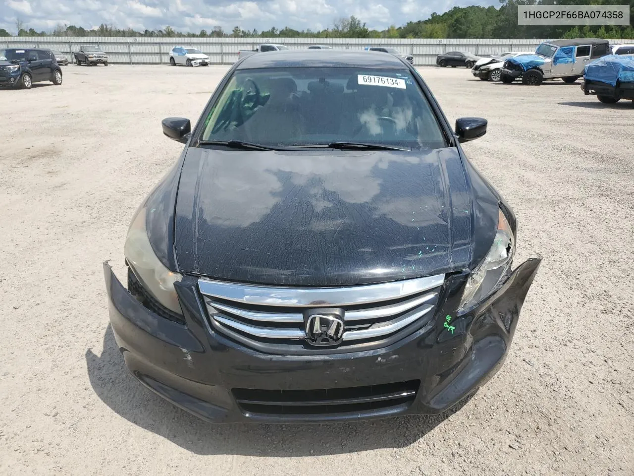 2011 Honda Accord Se VIN: 1HGCP2F66BA074358 Lot: 69176134