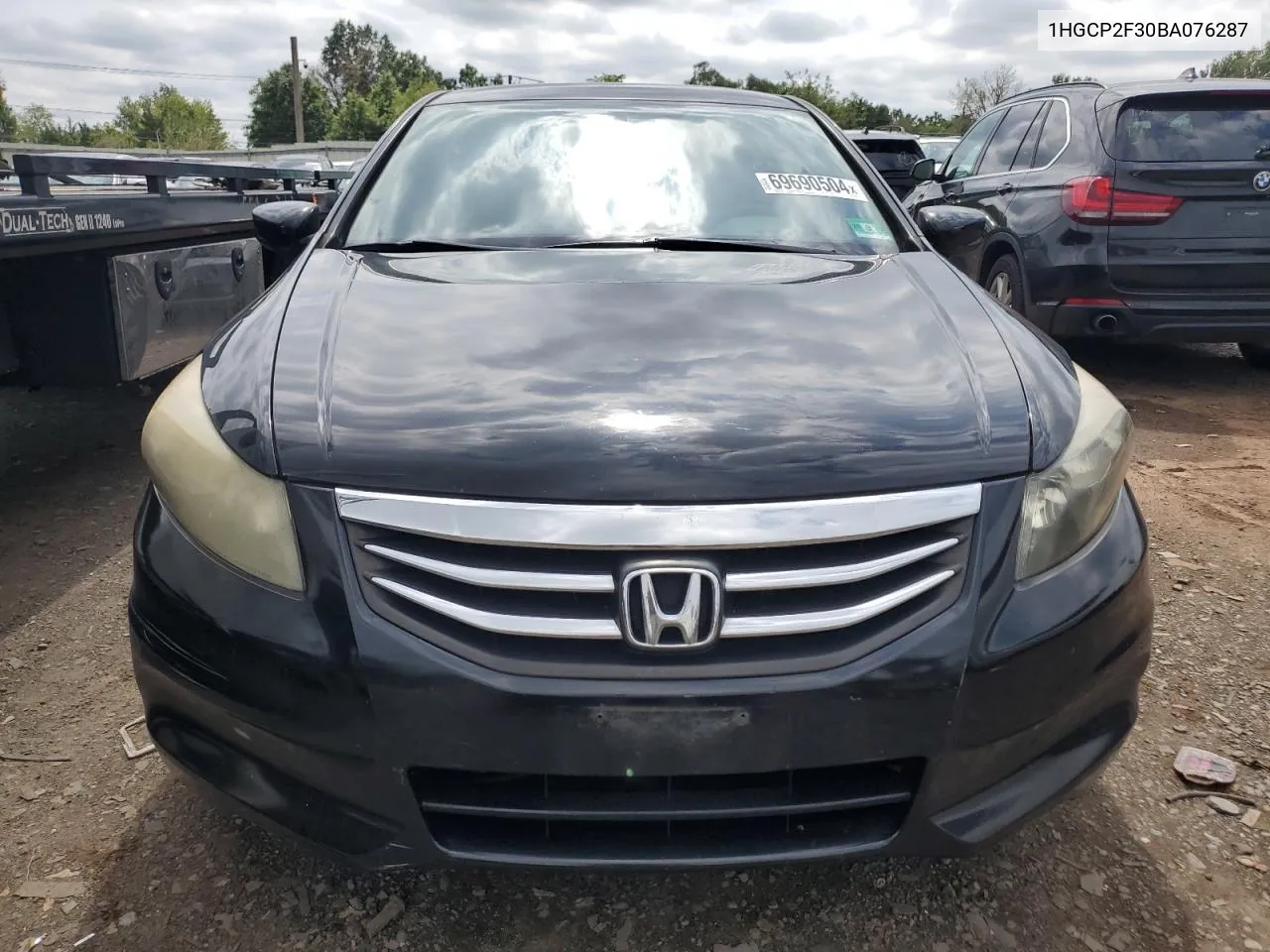 2011 Honda Accord Lx VIN: 1HGCP2F30BA076287 Lot: 69690504