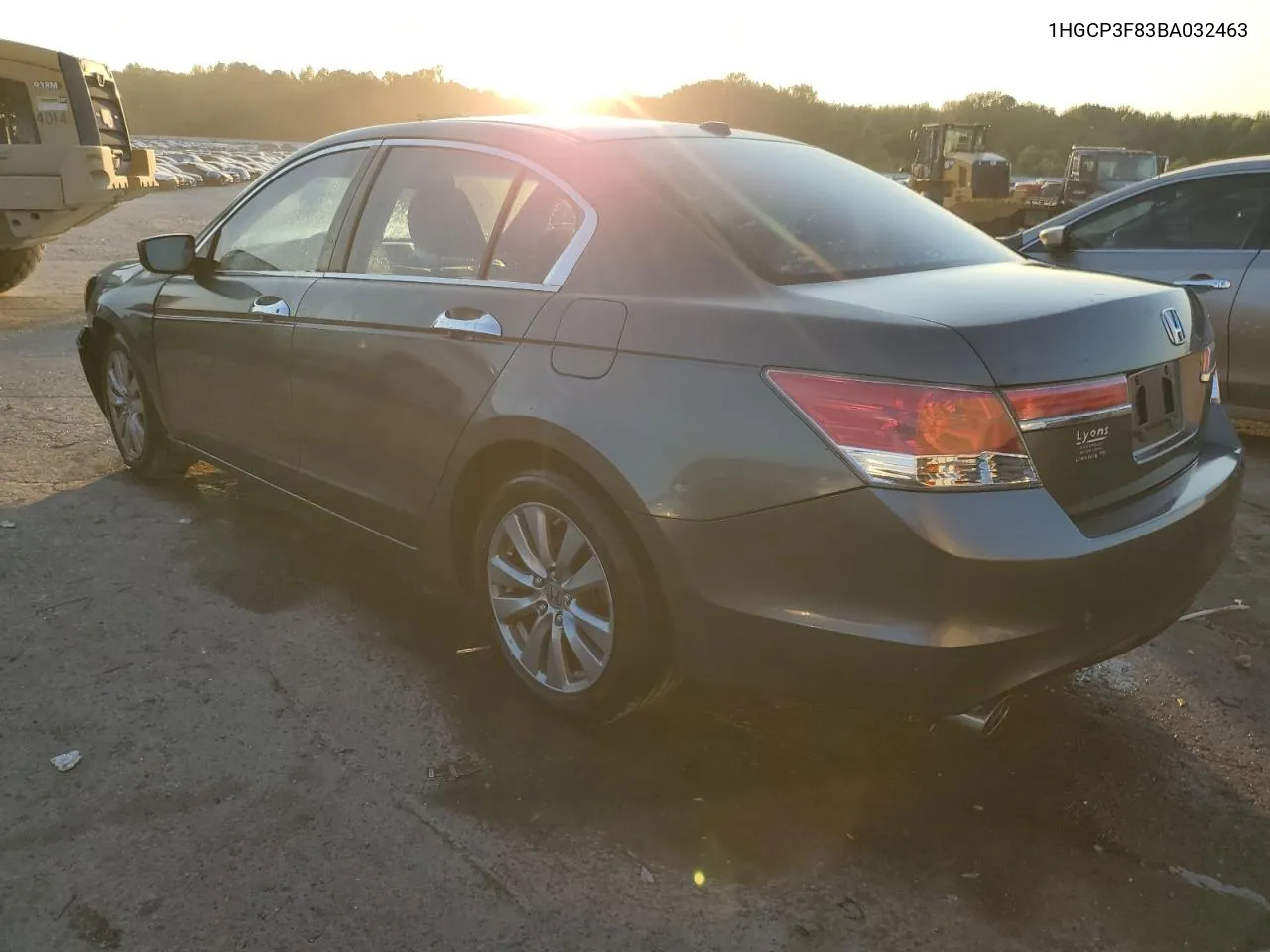 2011 Honda Accord Exl VIN: 1HGCP3F83BA032463 Lot: 72232074