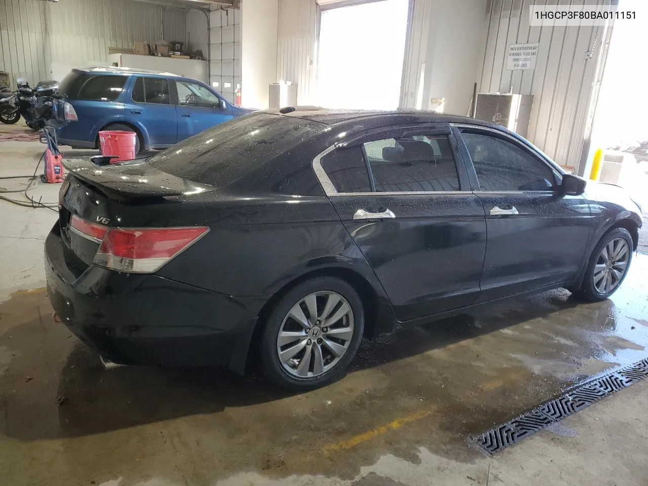 2011 Honda Accord Exl VIN: 1HGCP3F80BA011151 Lot: 74774834