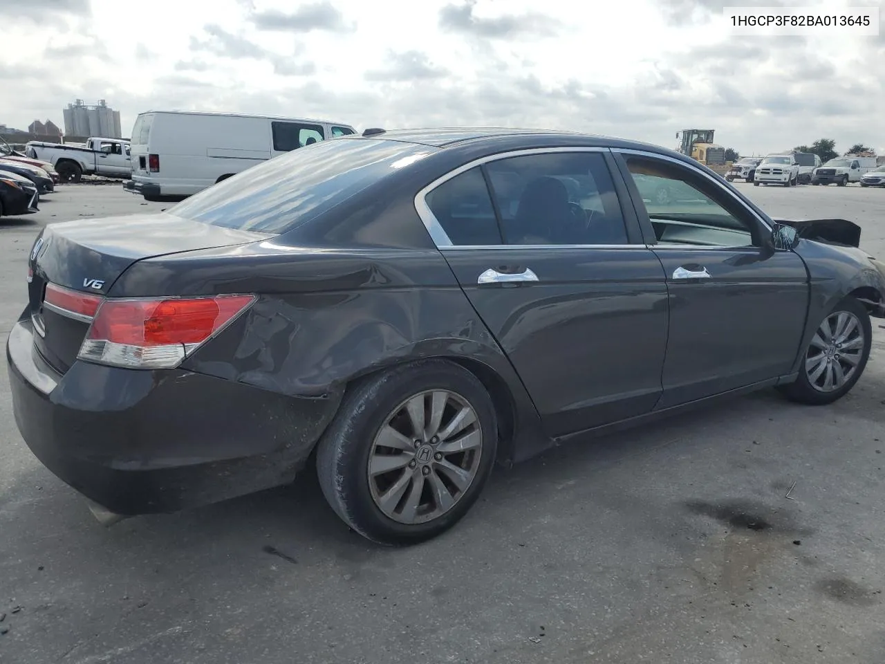 2011 Honda Accord Exl VIN: 1HGCP3F82BA013645 Lot: 76079664