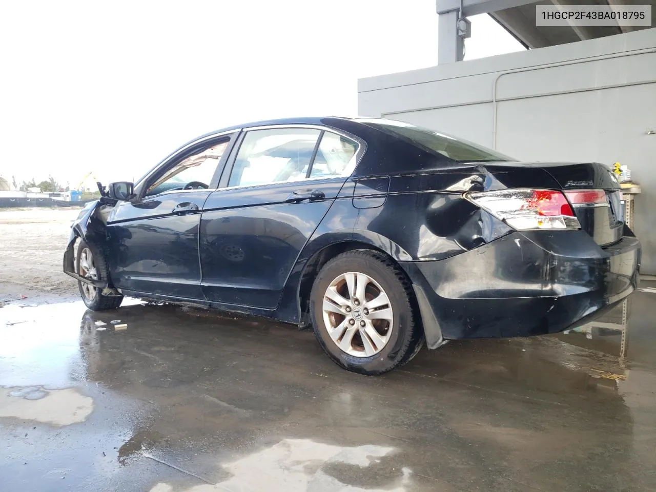 1HGCP2F43BA018795 2011 Honda Accord Lxp