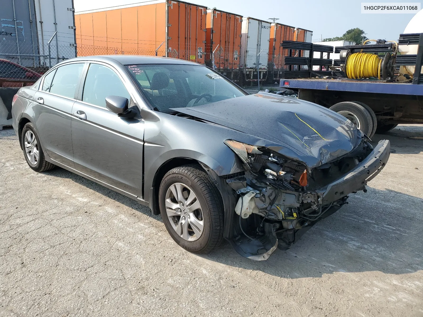 1HGCP2F6XCA011068 2012 Honda Accord Se