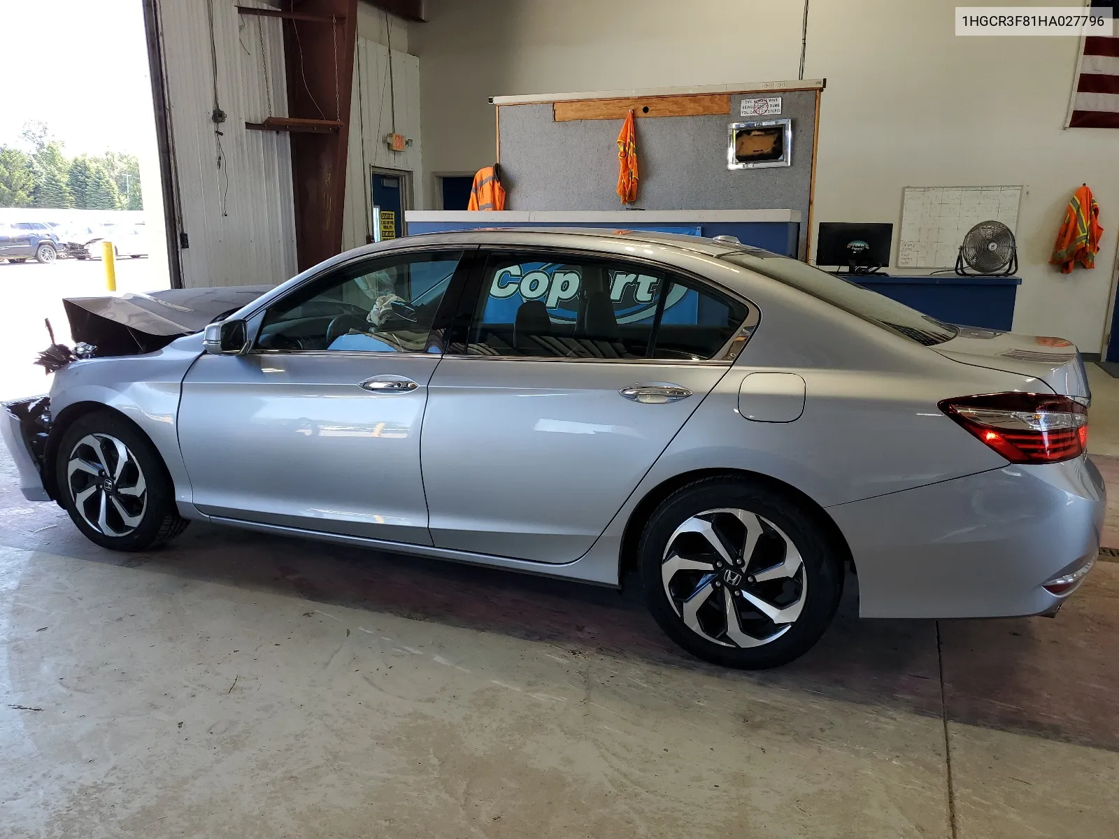 2017 Honda Accord Exl VIN: 1HGCR3F81HA027796 Lot: 66374104