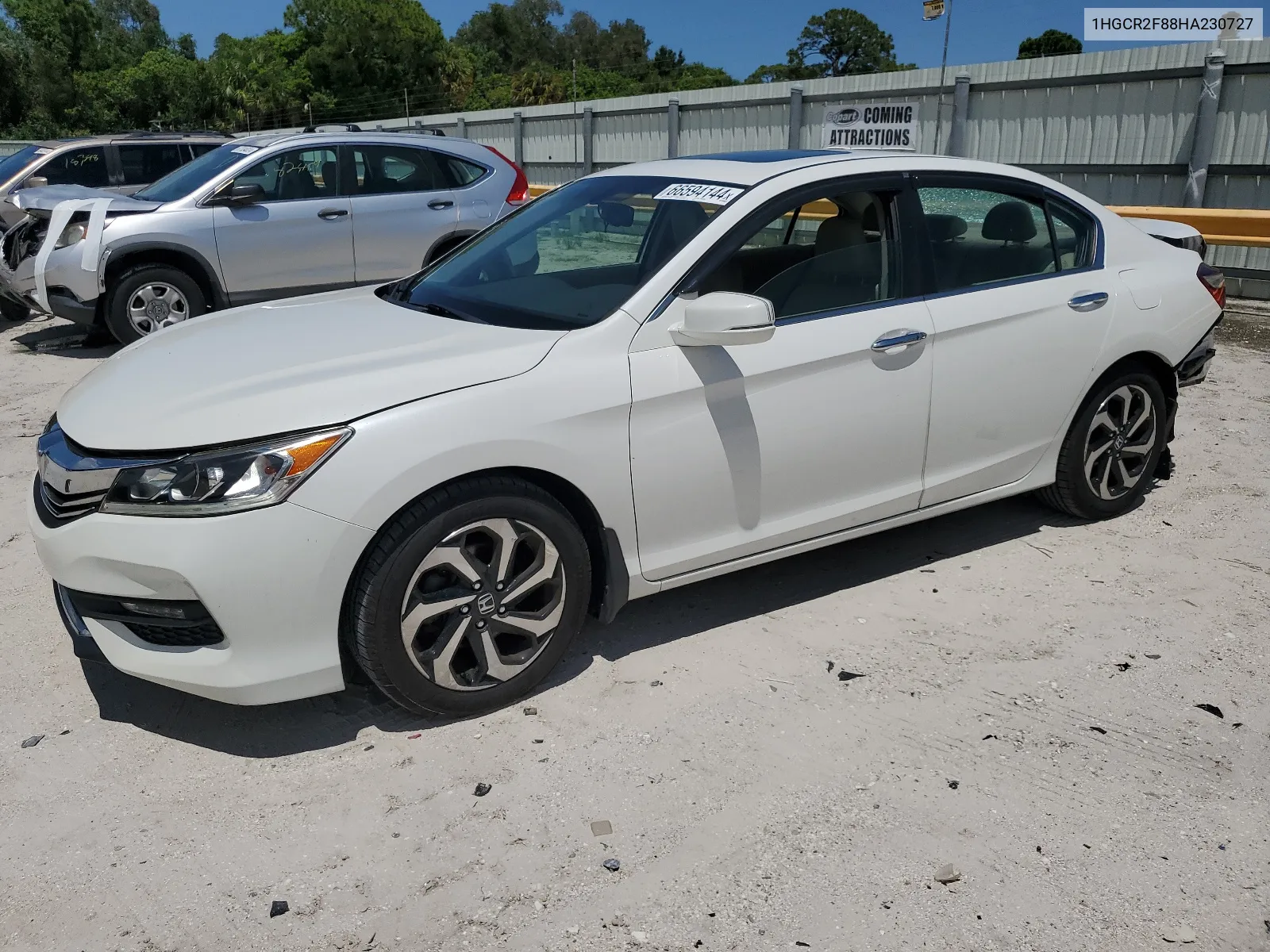 2017 Honda Accord Exl VIN: 1HGCR2F88HA230727 Lot: 66594144