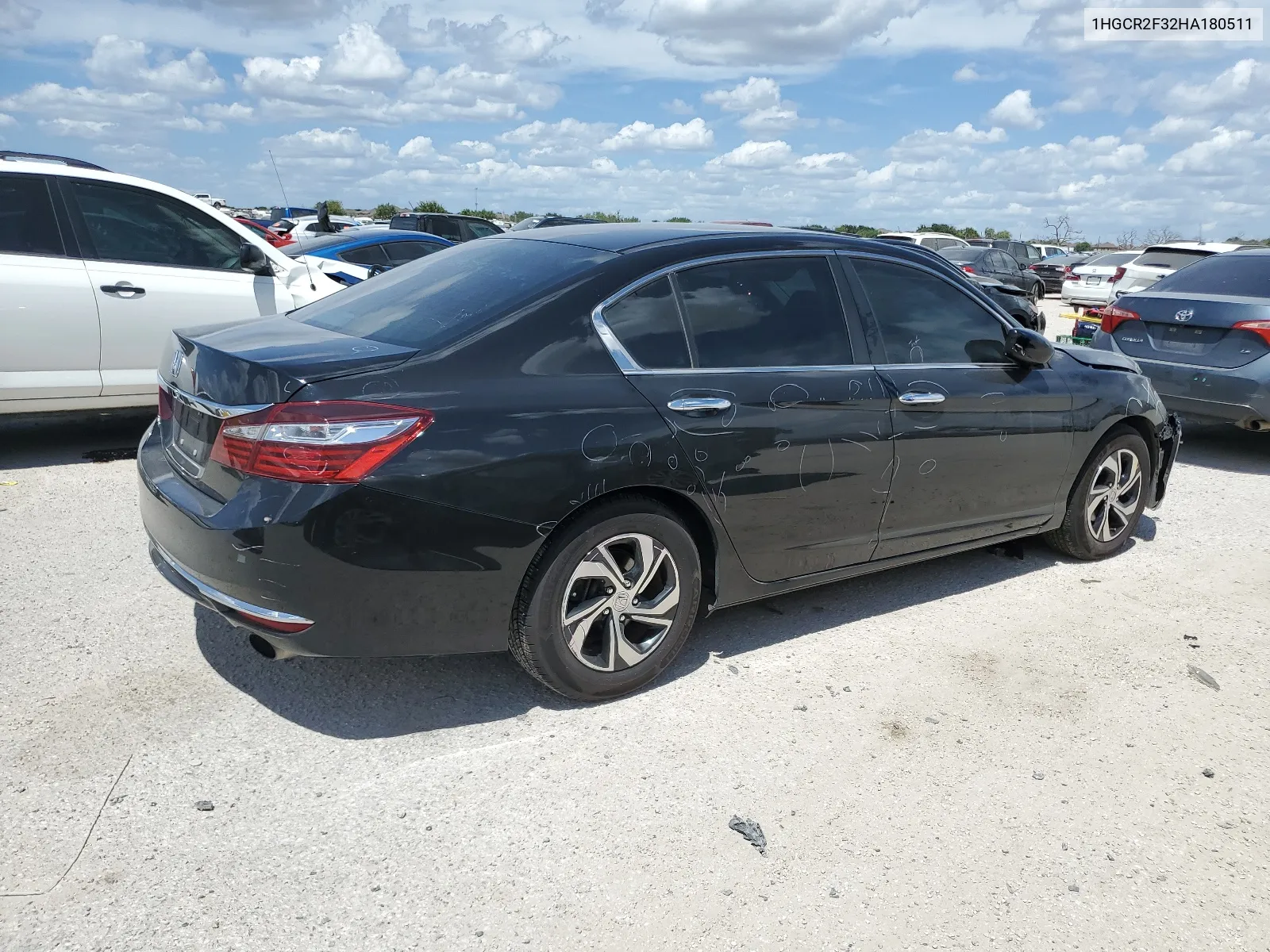 2017 Honda Accord Lx VIN: 1HGCR2F32HA180511 Lot: 67027654