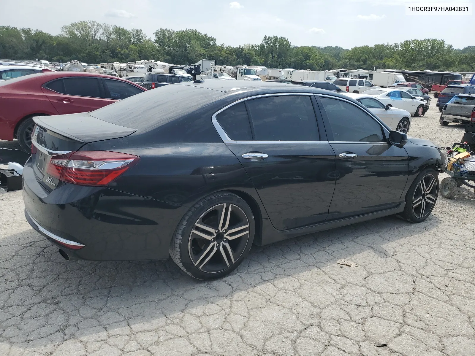 2017 Honda Accord Touring VIN: 1HGCR3F97HA042831 Lot: 68524724