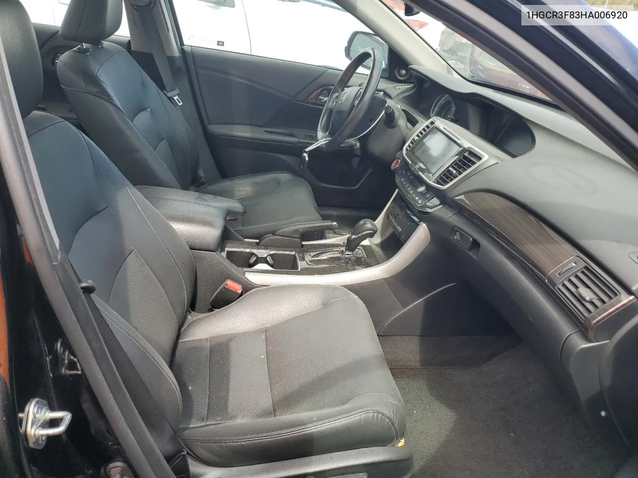 1HGCR3F83HA006920 2017 Honda Accord Exl