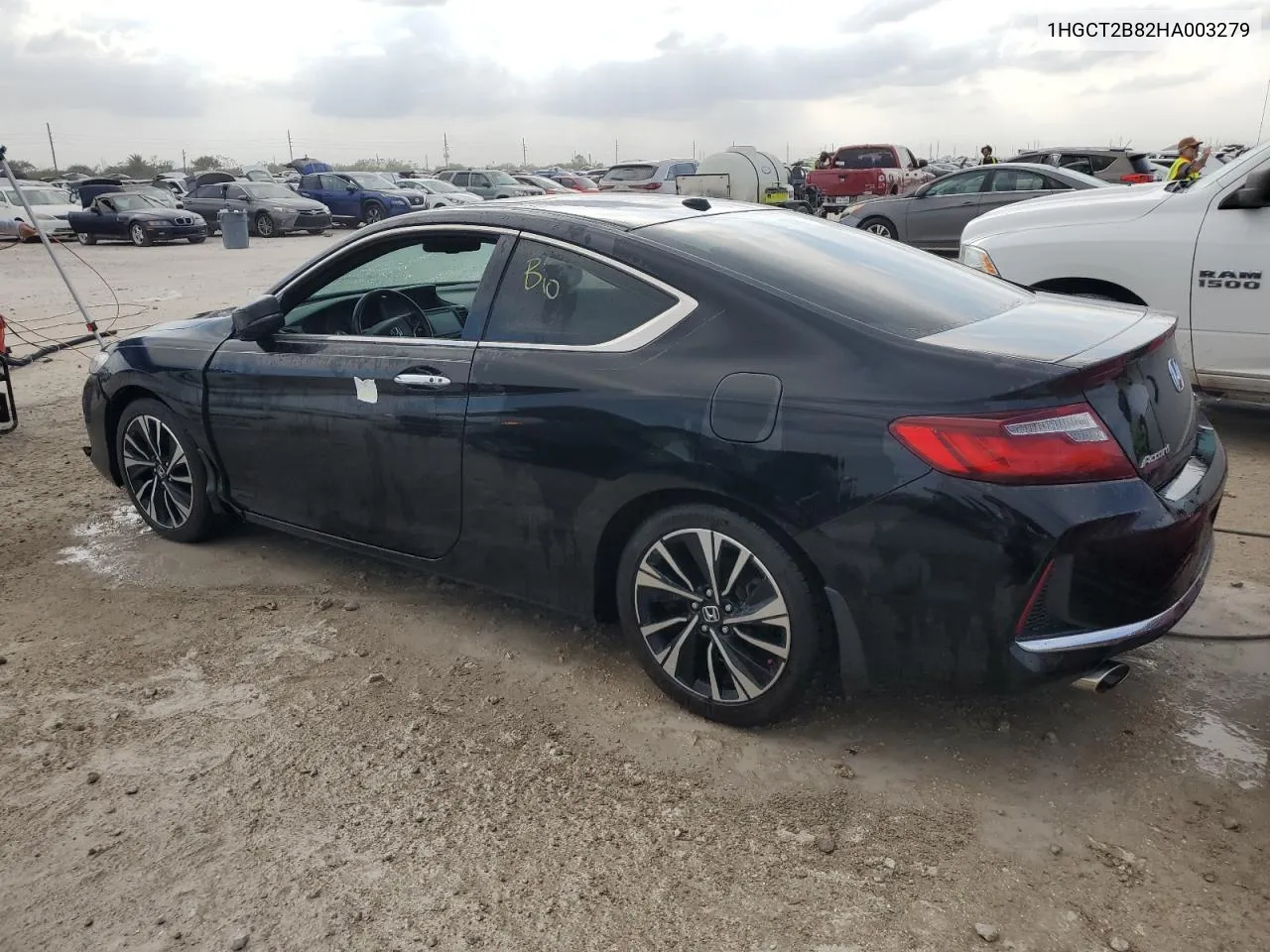 2017 Honda Accord Exl VIN: 1HGCT2B82HA003279 Lot: 74392704