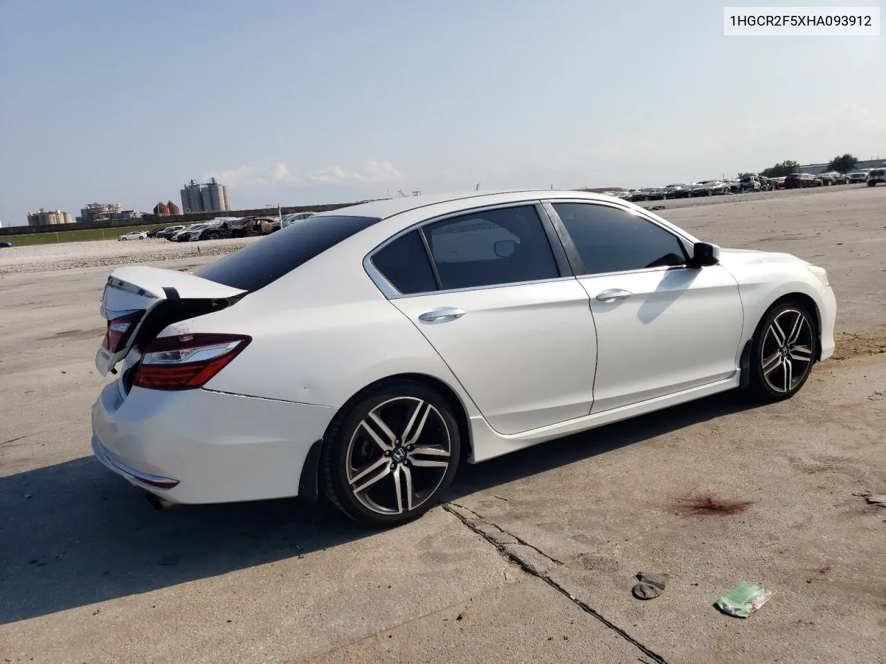 1HGCR2F5XHA093912 2017 Honda Accord Sport