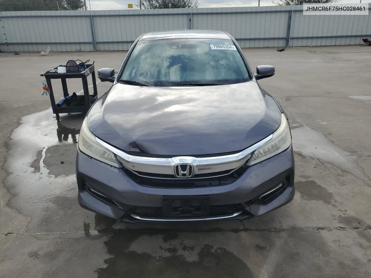 2017 Honda Accord Touring Hybrid VIN: JHMCR6F75HC028461 Lot: 79065394