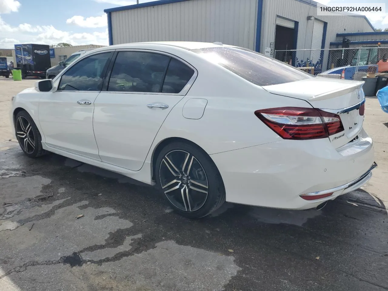 2017 Honda Accord Touring VIN: 1HGCR3F92HA006464 Lot: 79868884