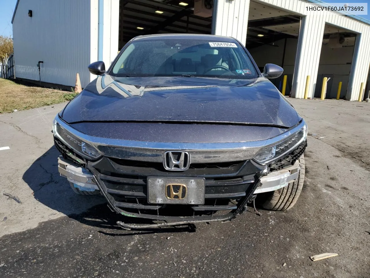 1HGCV1F60JA173692 2018 Honda Accord Exl